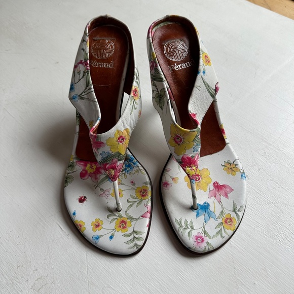 Louis Feraud T Strap Floral Heels - Picture 5 of 9